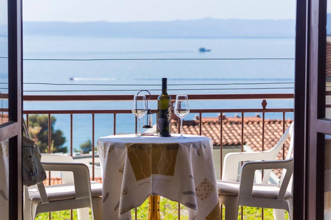 Apartments Brkulj Makarska Ngoại thất bức ảnh