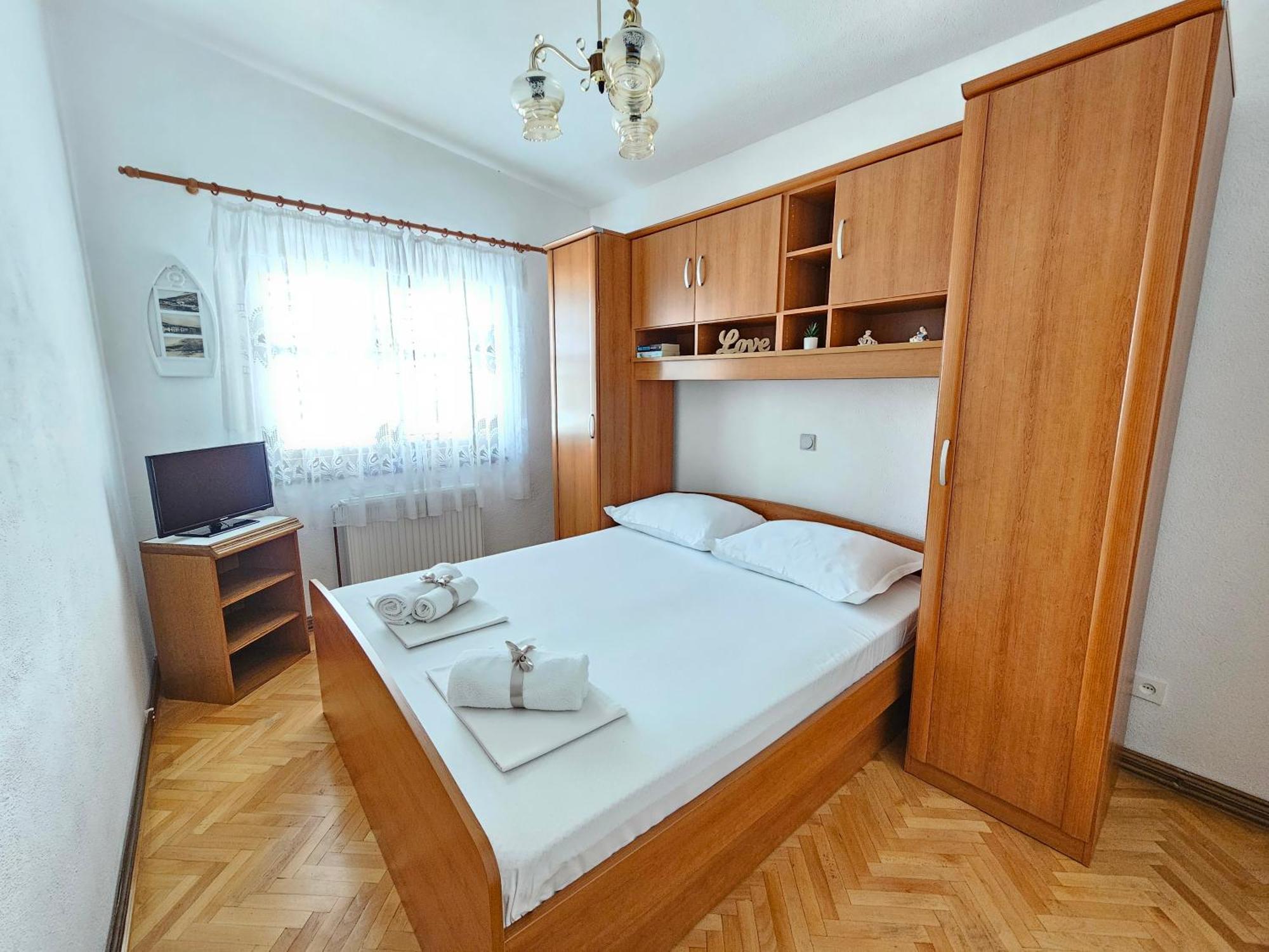 Apartments Brkulj Makarska Ngoại thất bức ảnh