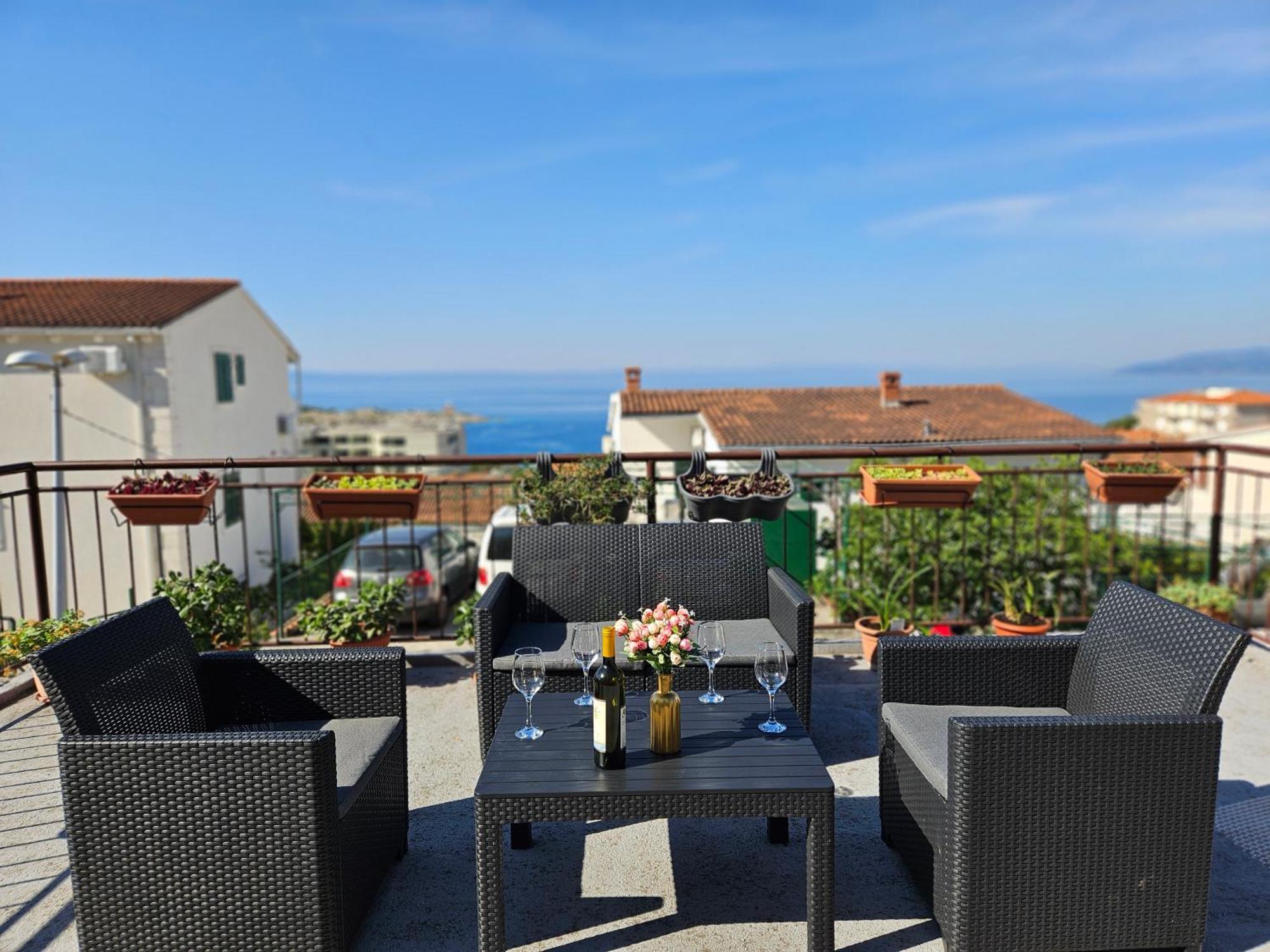 Apartments Brkulj Makarska Ngoại thất bức ảnh
