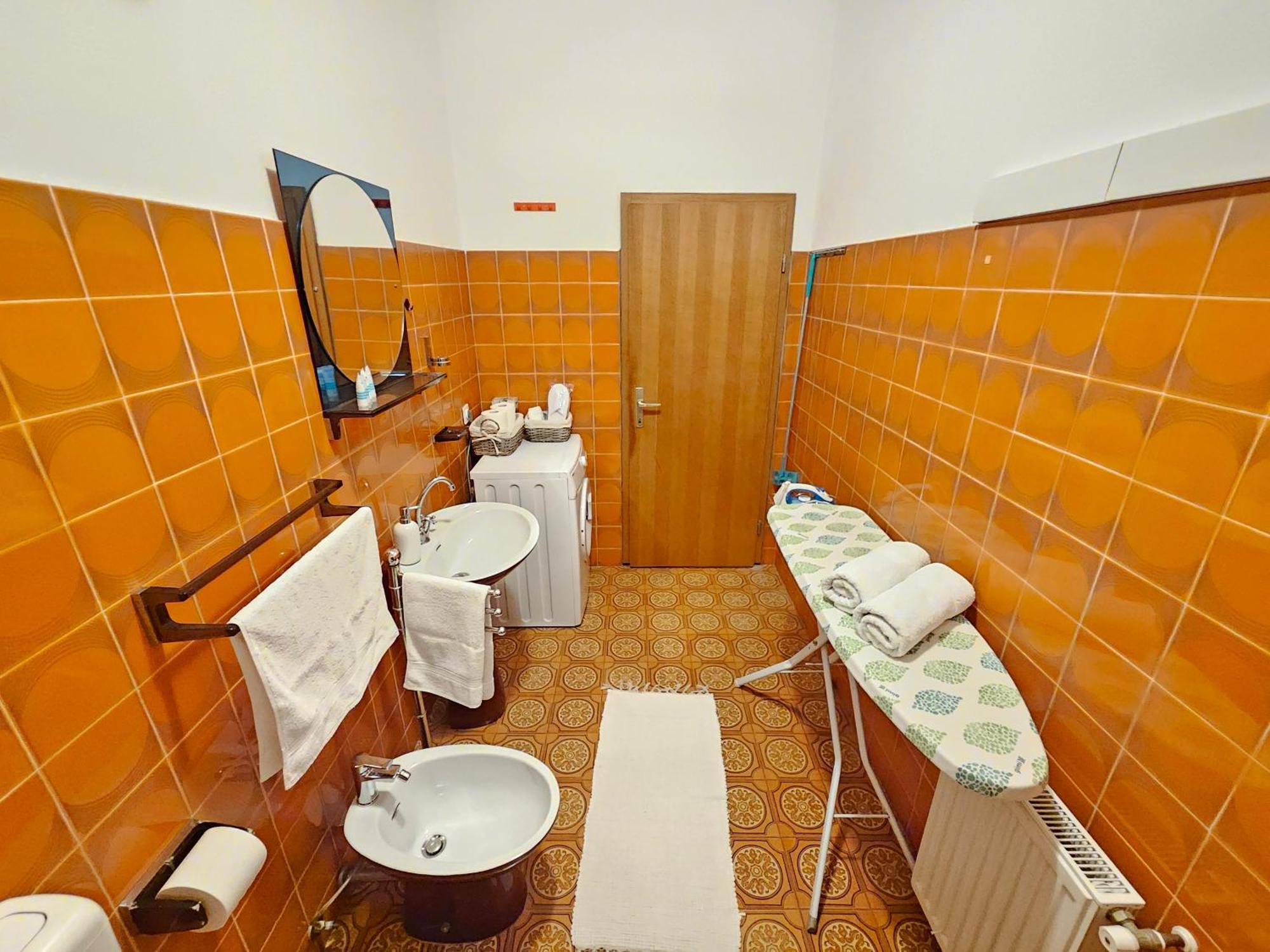 Apartments Brkulj Makarska Ngoại thất bức ảnh